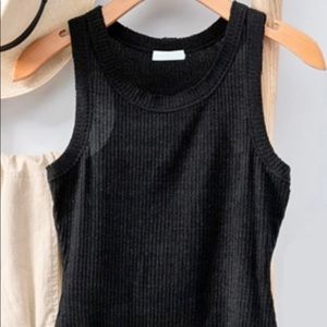 NEW Olive Cropped Tank *Never worn